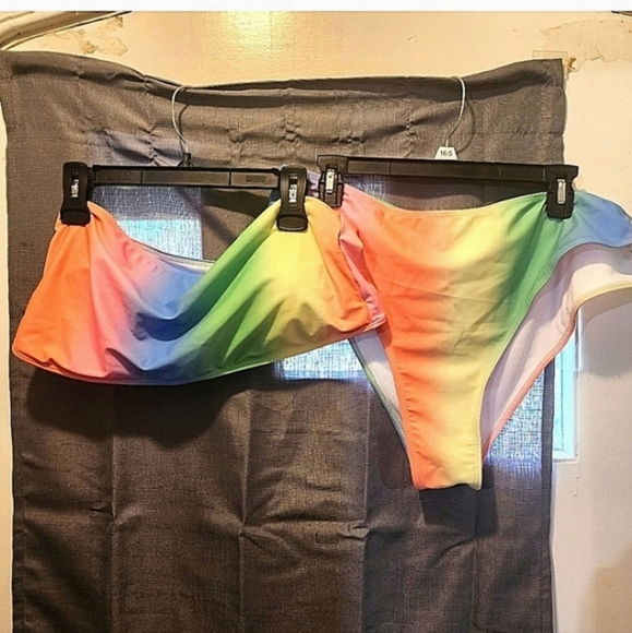 Nwot Shein size 3x rainbow bikini - Picture 1 of 4